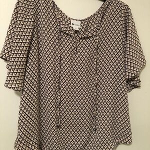 STYLUS Black and Cream Patterned Blouse